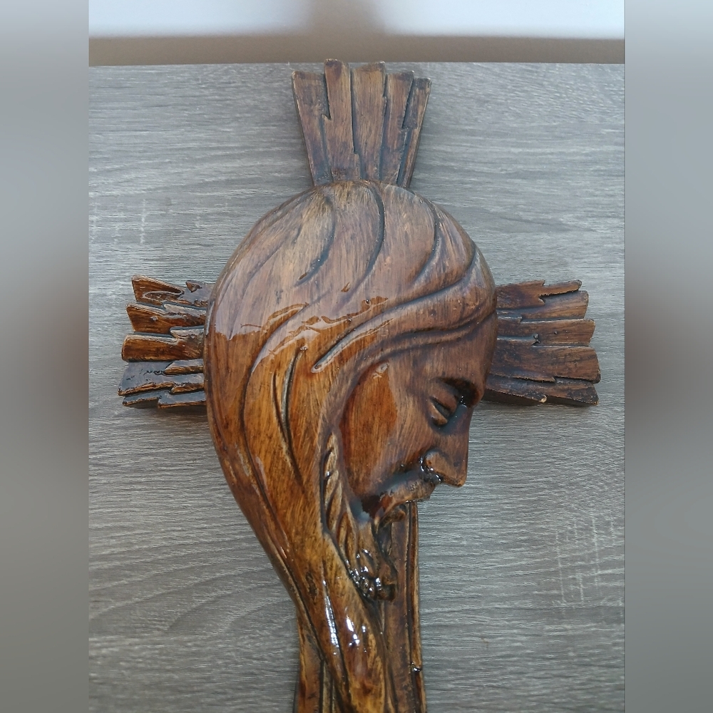 Vtg 19" Handmade Pottery Clay Cross w/ Side Profile of Jesus - Picture 9 of 16